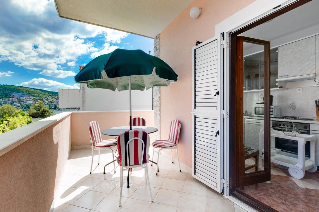 Apartmani Prkacin Trogir Luaran gambar